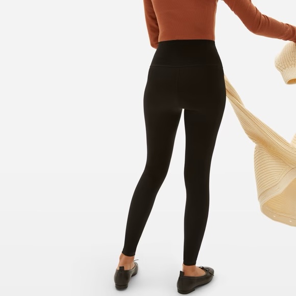 NWOT Everlane The Perform Legging in Black - Picture 3 of 7